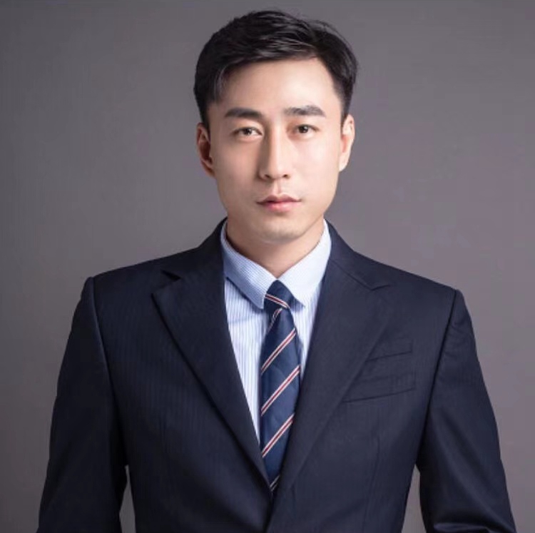 周鹏娟 创始人 & 执行董事